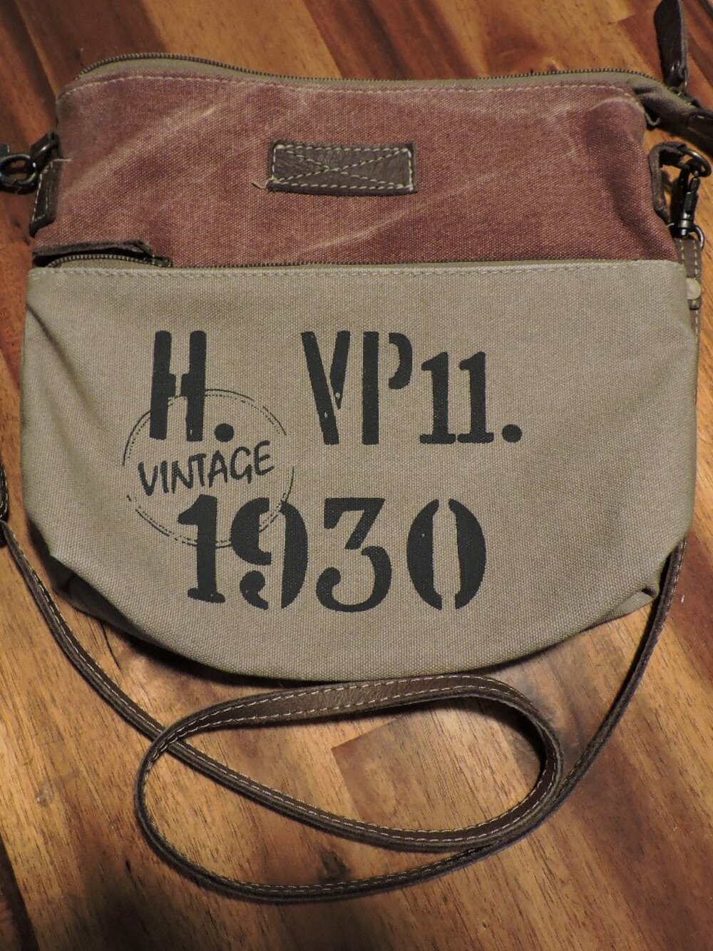 Myra Canvas Shoulder Bag